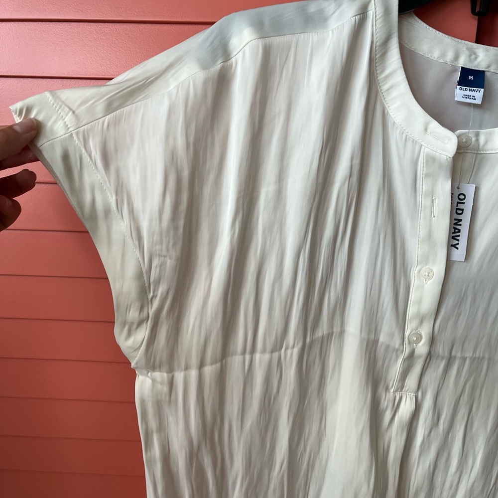 Ivory blouse ✨ - Picture 4 of 4